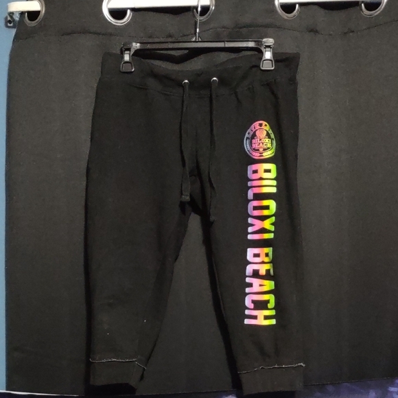 popular sports Pants - Women's Black Capris with Colorful Biloxi Beach Print